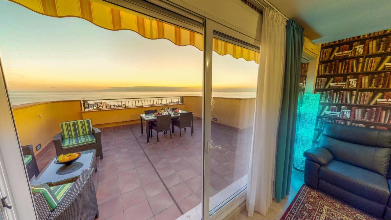 Casa Tres Vistas Luxury Apartment With Stunning Views To The Ocean Puerto de Santiago  Dış mekan fotoğraf